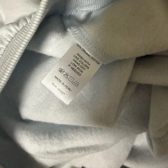 Le Marais Hoodie & Sweatpant Set - Picture 14 of 14